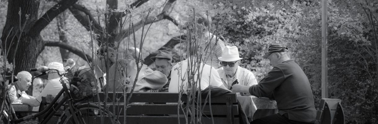 Wie heeft meer invloed op je geluk en gezondheid: je familie of je vrienden?